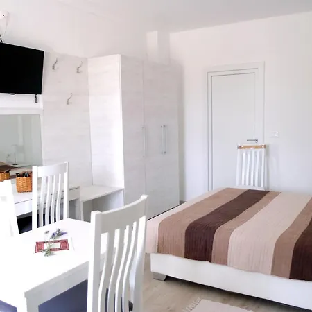 Villa Samba - Studio With Terrace And Sea View - Gasi Se